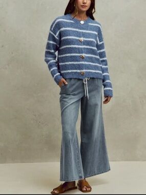 So Me Wide-Leg Drawstring Jeans in Washed Blue